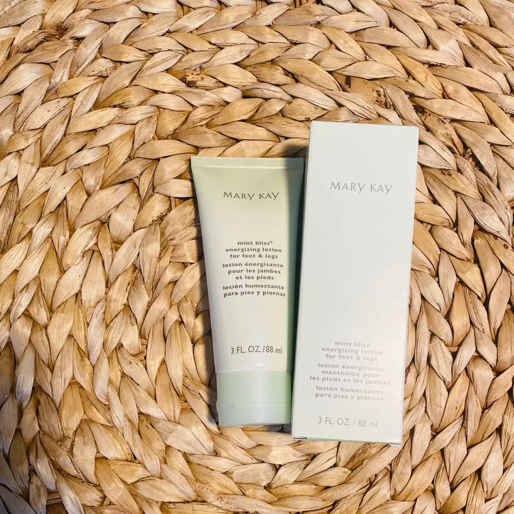Mint Bliss™ Energizing Lotion for Feet & Legs